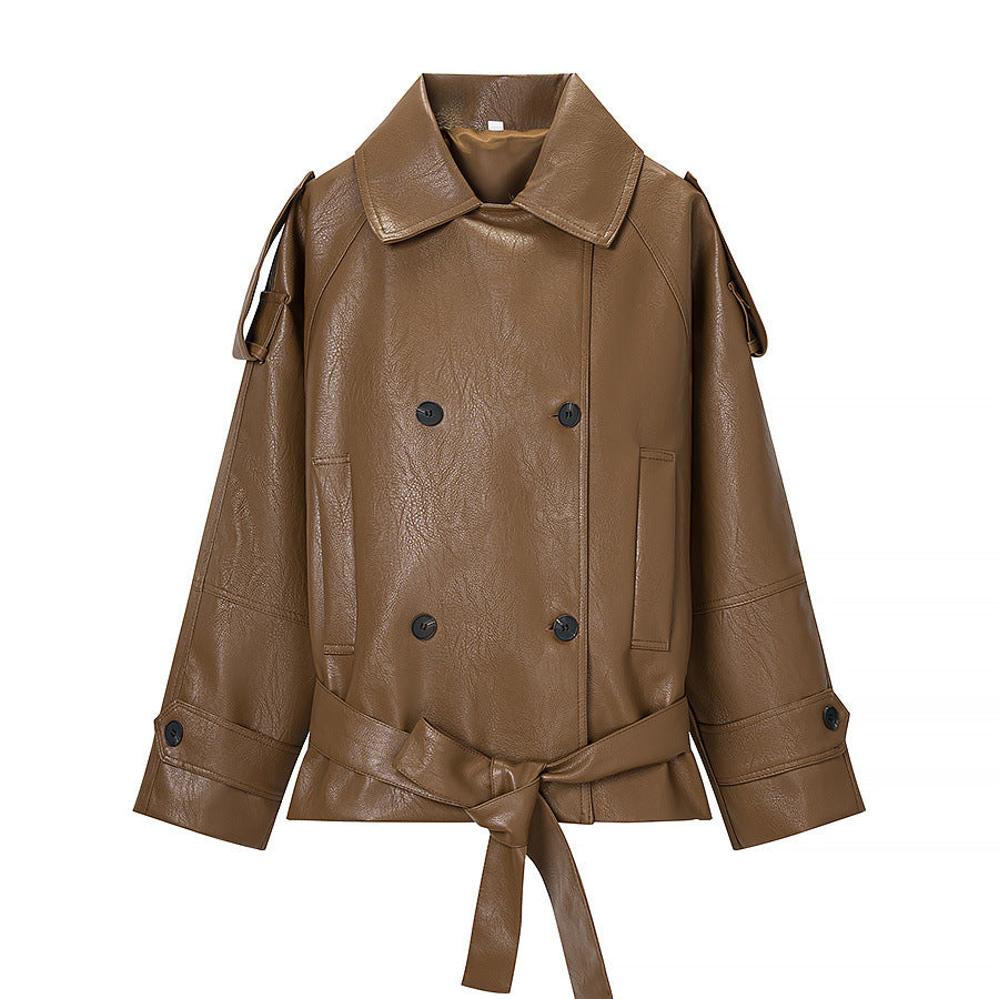 Dam Kort Double-Breasted Faux Läder Trenchcoat med Waist Belt