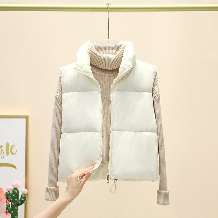 Dam ultra-light kort vadderad väst med high ståkrage, two-way dragkedja och adjustable drawstring fåll