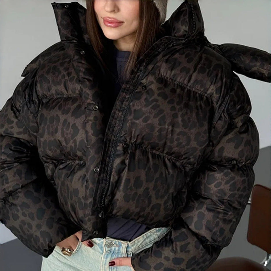 Dam stilren kort jacka med quiltad detaljer
