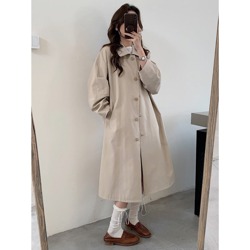 Dam lång oversize trenchcoat med vid skärning och klassisk Lapels