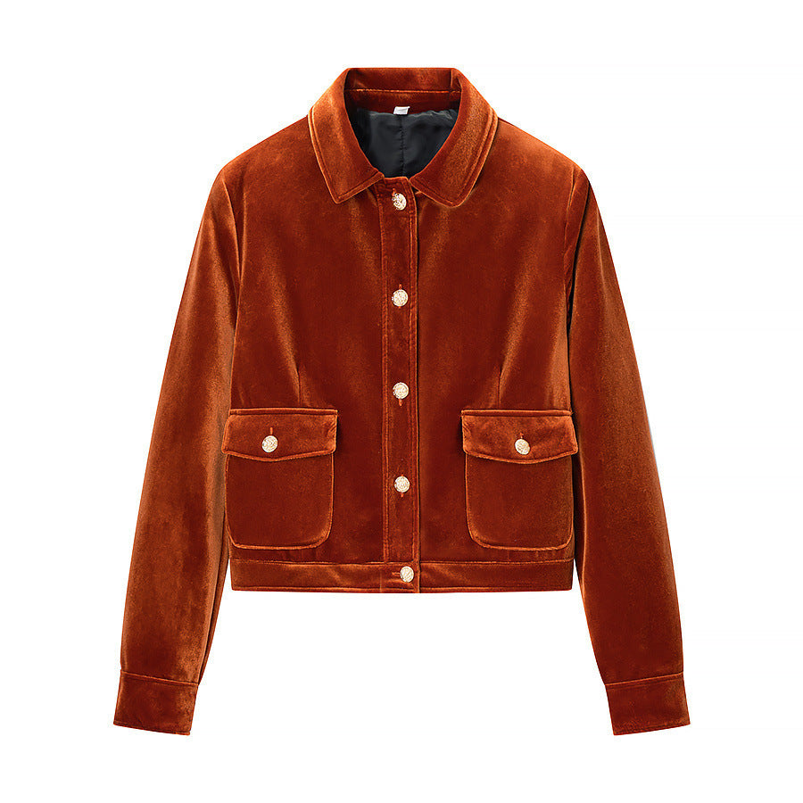 Dam kort jacka in sammet look med skjortkrage, applied flap fickor, och gold-colored dekorativ knappar