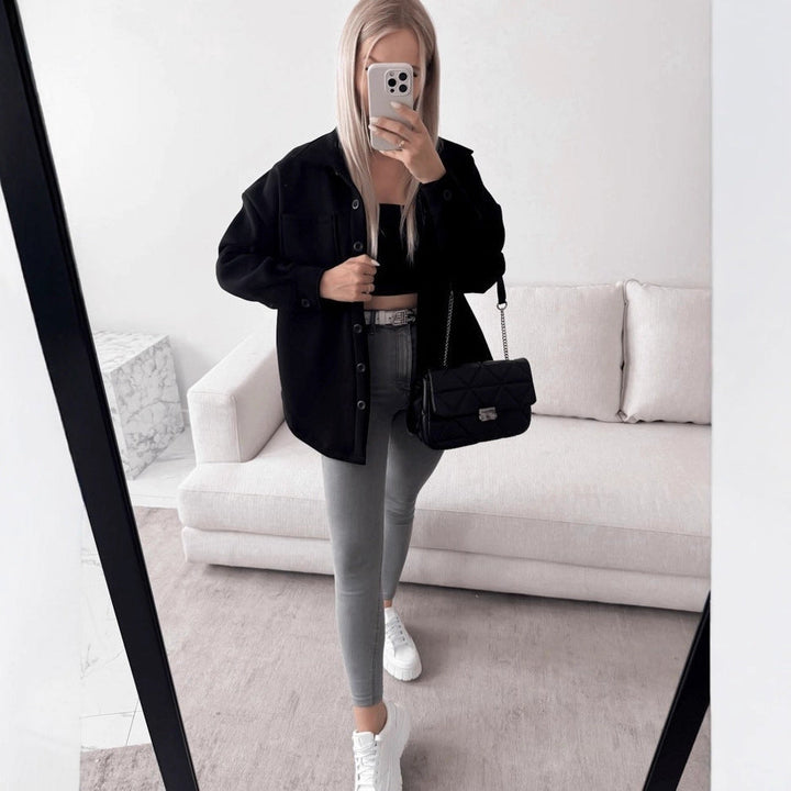 Dam oversize skjortjacka Shacket gjord mjuk ullblandning med patch bröstfickor