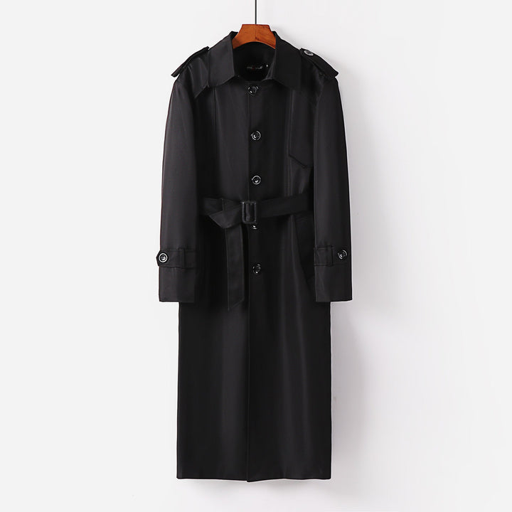 Dam längre trenchcoat in Minimal stil med Shoulder Flaps och justerbar muddar