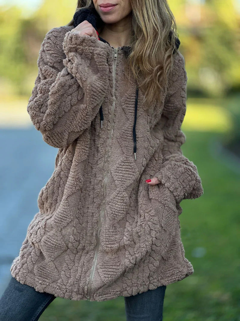 Dam oversized teddy kappa jacka med kontrasterande huva, dragkedja, och sidofickor