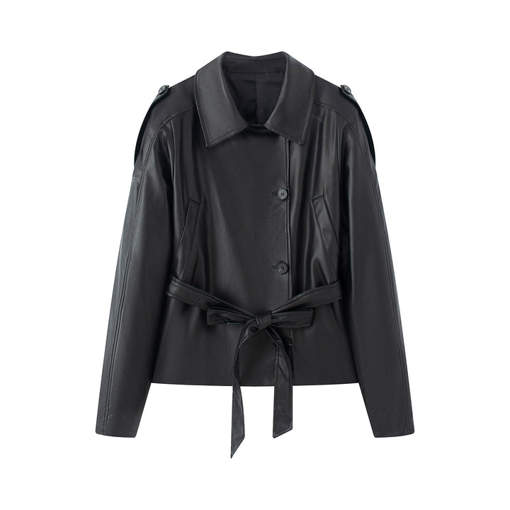 Dam kort-skärning trench-stil konstläderjacka med tie bälte och axel patches