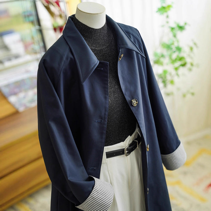 Dam elegant trenchcoat med kontrast detaljer