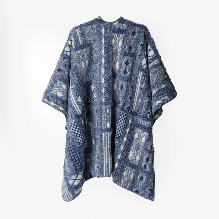 Dam Structured Jacquard Ruana poncho med Fringe look och Open Oversize silhuett