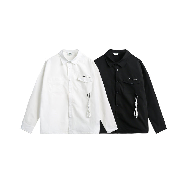 Unisex Overshirt Jacka i Utility Stil med Tryckknappsslå och Carabiner Detail