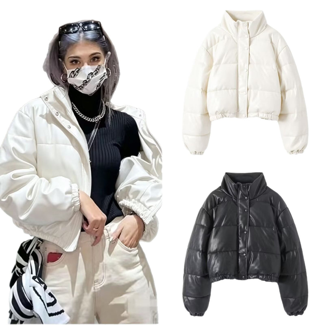 Dam Kort Vadderad Blouson Jacka i Boxig Look med Stå Krage och Elastic Nederkant