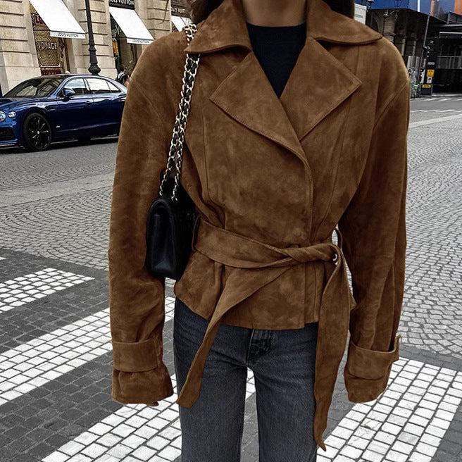 Dam skräddad mocka-look kort jacka med Wrap bälte och lång muddar