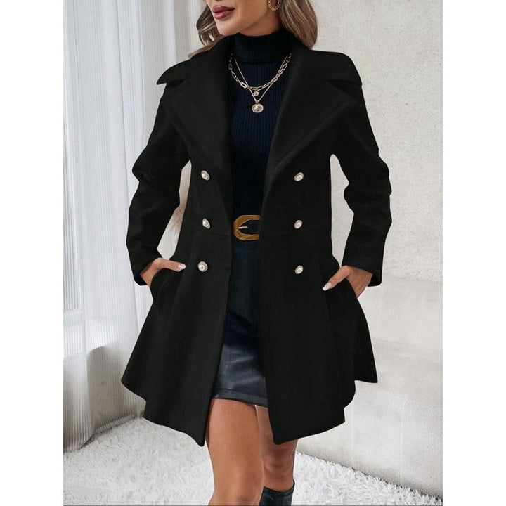 Dam elegant och modern trenchcoat