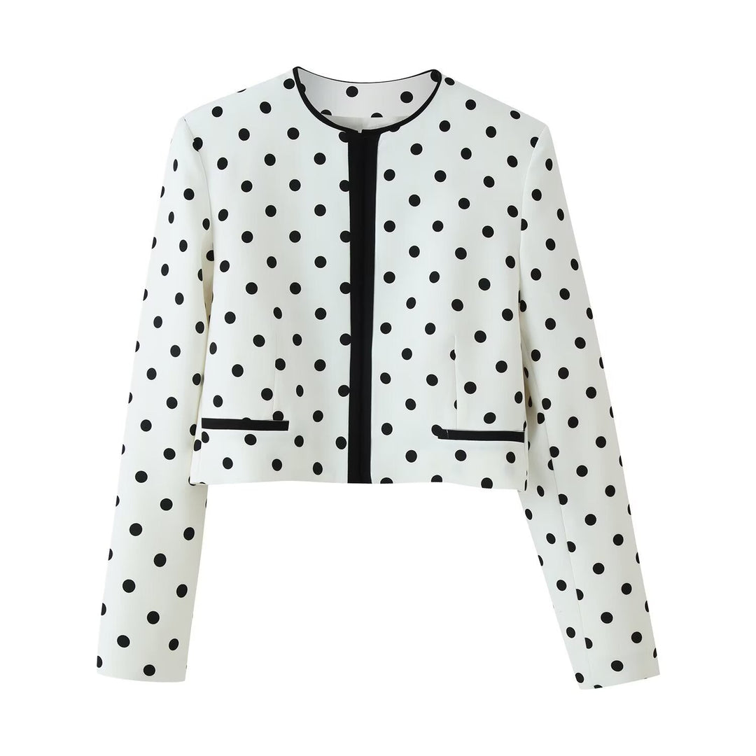 Dam figursydd kort jacka med round neckline, kontrast piping och polka dot mönster