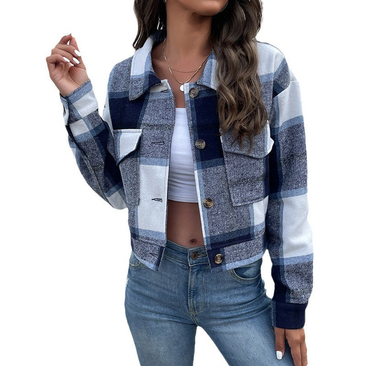 Dam Kort-Skärning Rutig Overshirt Jacka med Breast Flaps och Wooden Knappar