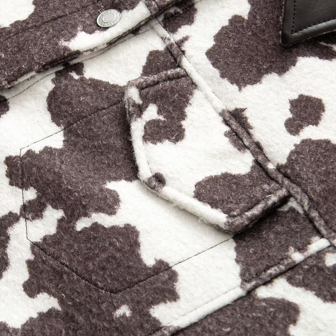 Dam kort jacka in Trucker stil med Cow Spot mönster och konstläder krage