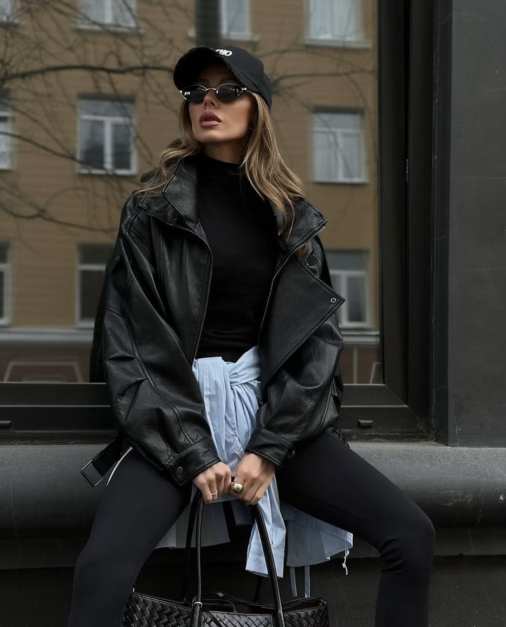Dam oversize läder jacka med asymmetrisk dragkedja och vid krage