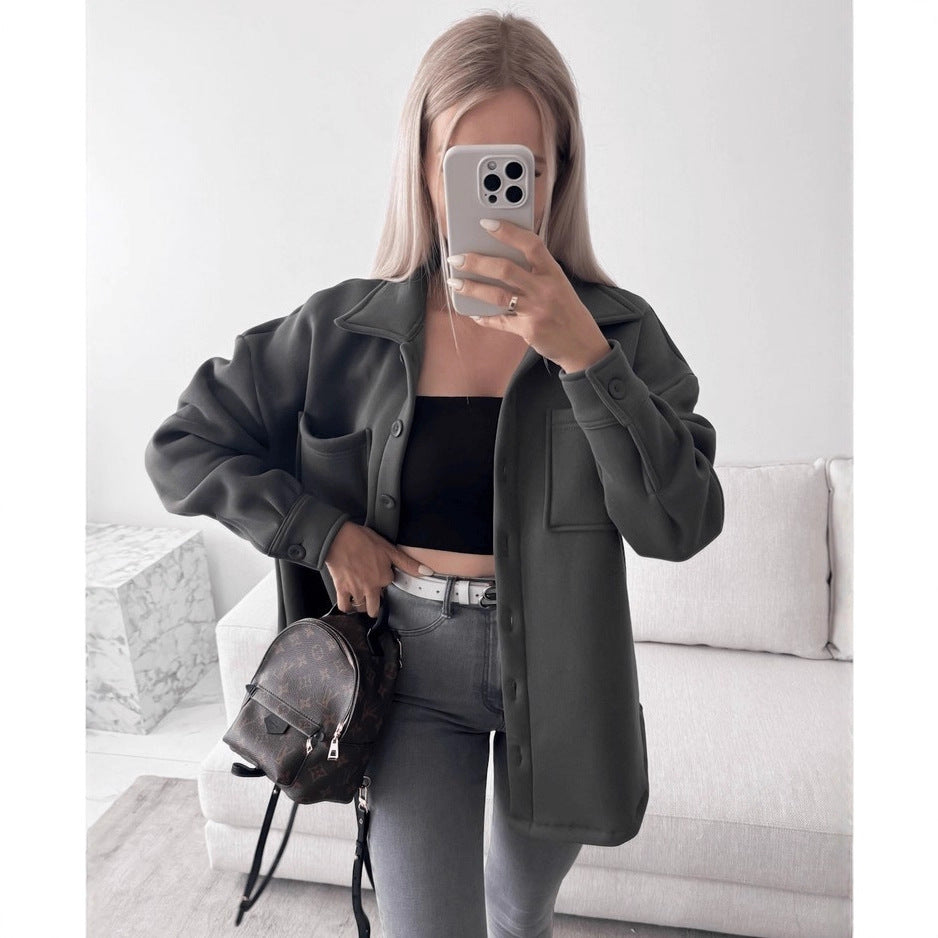 Dam oversize skjortjacka Shacket gjord mjuk ullblandning med patch bröstfickor