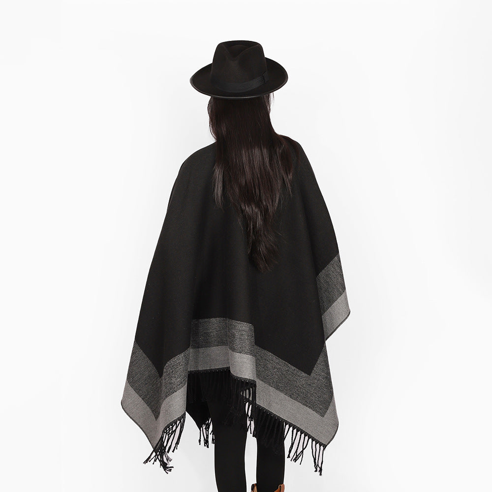 Dam Rectangular ullblandning poncho Wrap med öppen front och Fine fransfåll