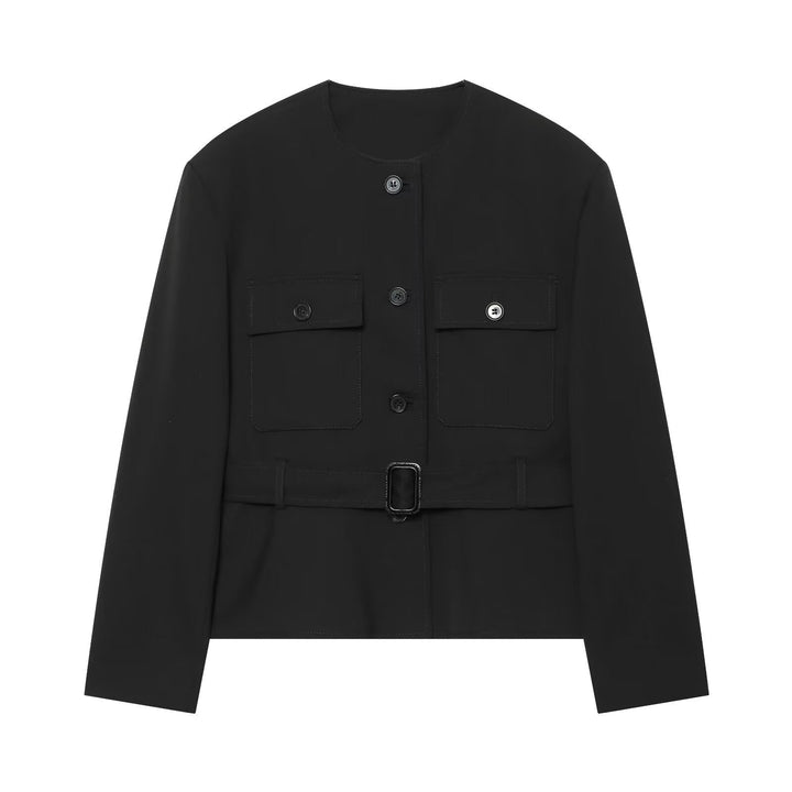 Dam Kort Utility-Stil Jacka med Waist Belt, Patch Fickor, och Round Neckline