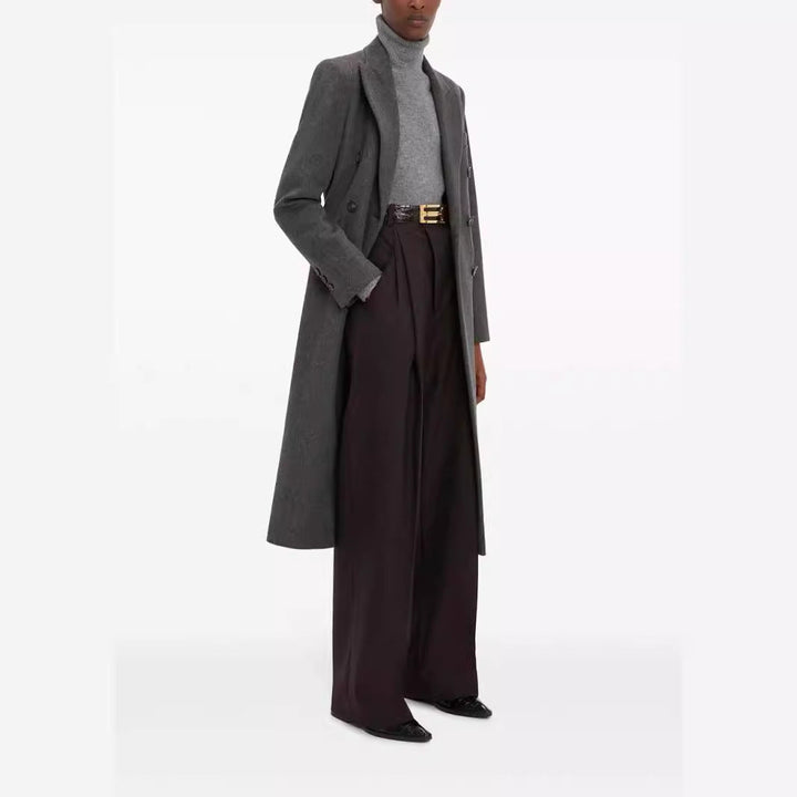 Dam double-breasted lång kappa in tailoring look med slim silhuett och distinctive shoulder