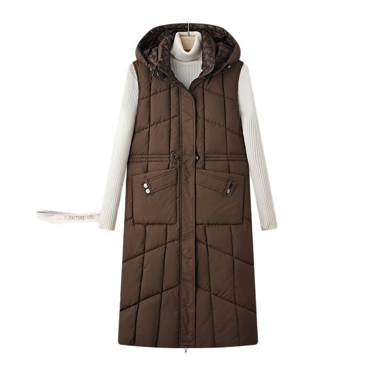 Dam lång sleeveless thermo quiltad kappa med huva, adjustable drawstring waist och multifunctional fickor