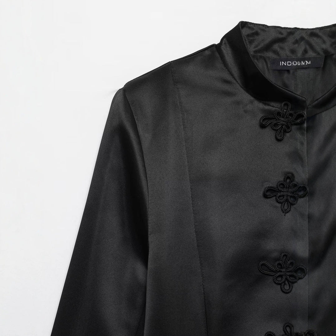 Dam Satin Blazer Jacka med Mandarin Krage och Dekorativ Frog Knappar