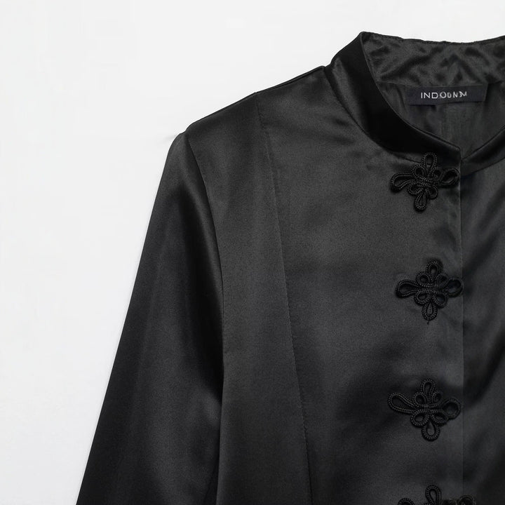 Dam Satin Blazer Jacka med Mandarin Krage och Dekorativ Frog Knappar