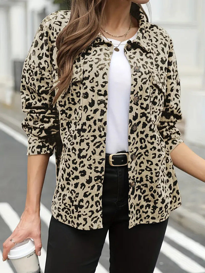 Dam oversize skjortjacka in Cord look med Leopard tryck