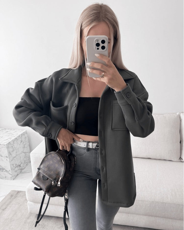 Dam oversize skjortjacka Shacket gjord mjuk ullblandning med patch bröstfickor