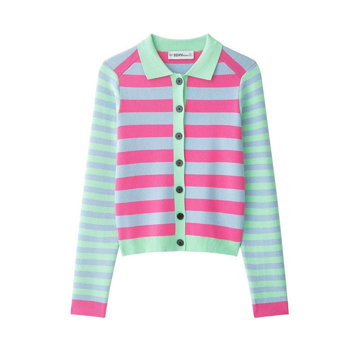 Dam Randig Kort Stickad Jacka med Polo Krage, Contrasting Knapplist och Ribbstickade Muddar