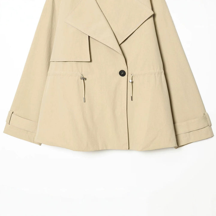 Dam Kort Oversize Trenchcoat med Drawstring Waist och Wide Lapels