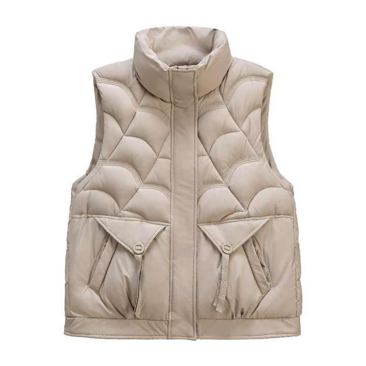 Dam quiltad thermal väst med high stand krage, concealed front placket och stor flap fickor