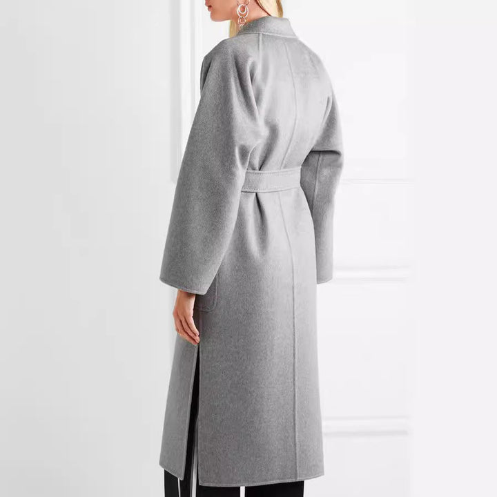 Dam Floor-Length Open ullblandning kappa med Relaxed Lapels och Flowing Draping