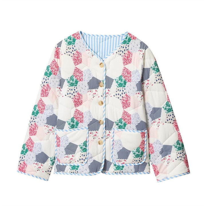 Dam kviltad kort jacka in Patchwork Quilt look med knappslå och utanpåfickor