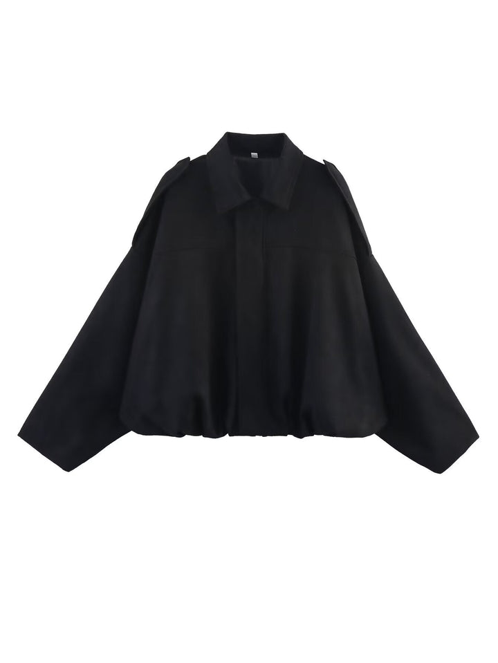 Dam 1000+ Wide-Skärning Kort Blouson Jacka i Cape Look med Shoulder Straps och Gathered Nederkant