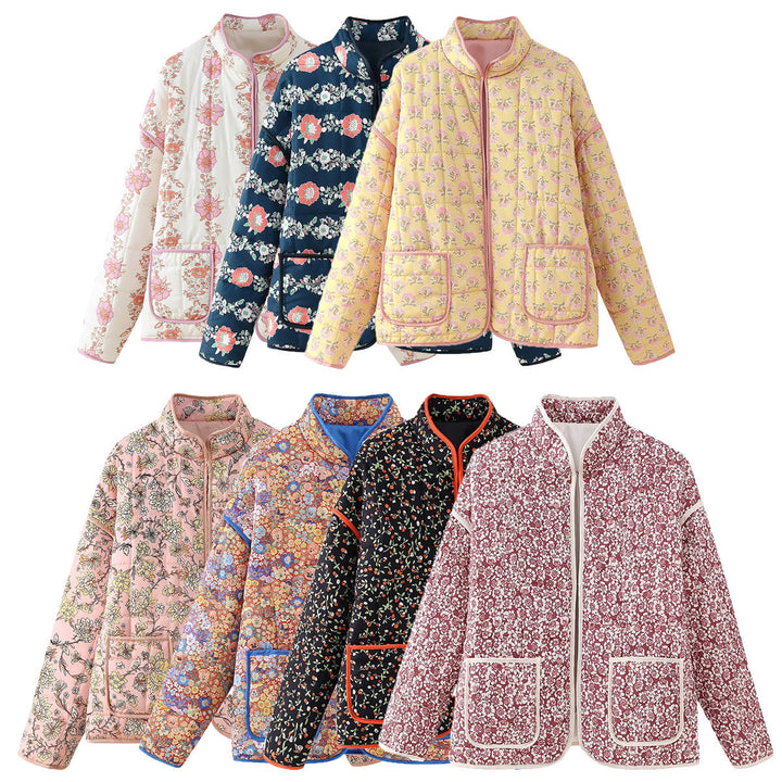 Dam quiltad floral jacka med ståkrage, dragkedja, och påsydda fickor