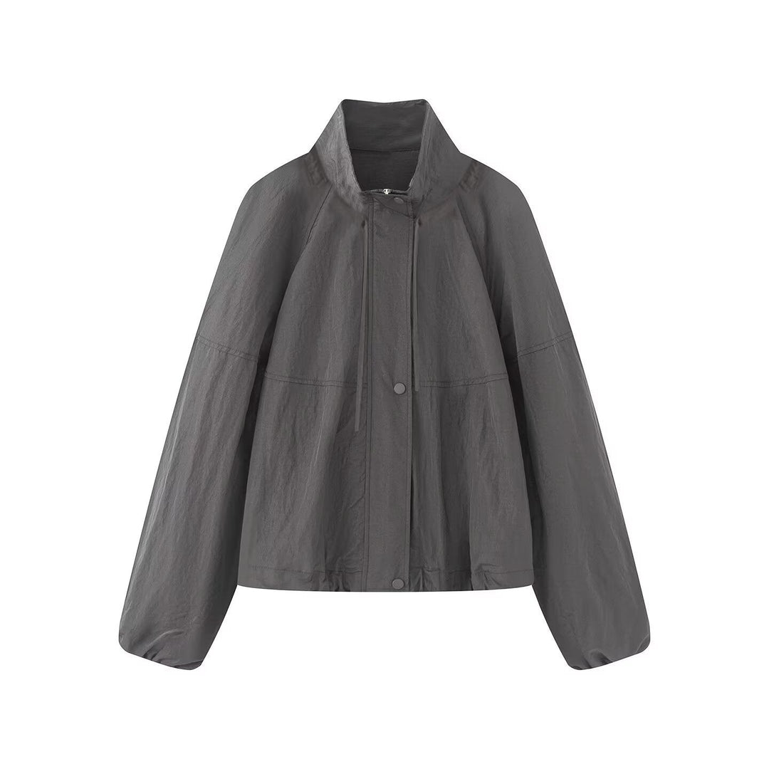 Dam Lätt Oversize Blouson Jacka Tillverkad av Nylon med Stå Krage, Drawstring och Tryckknapp Knapp Stängning