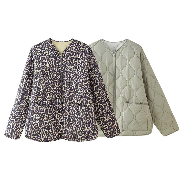 Dam quiltad oversized vadderad jacka med alla-över leopardprint, hel dragkedja och påsydda fickor