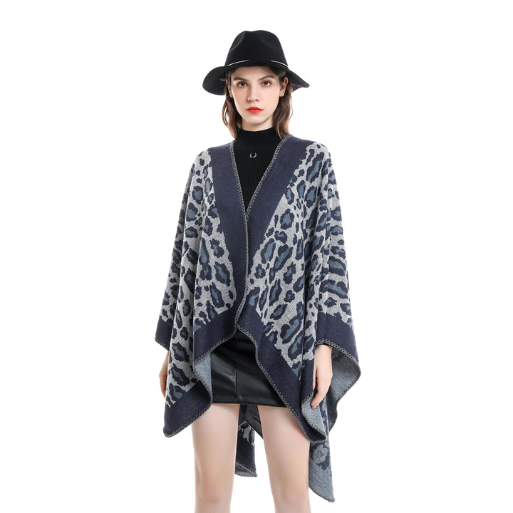 Dam chunky woven jacquard cloak med leopardprint och open kimono silhuett