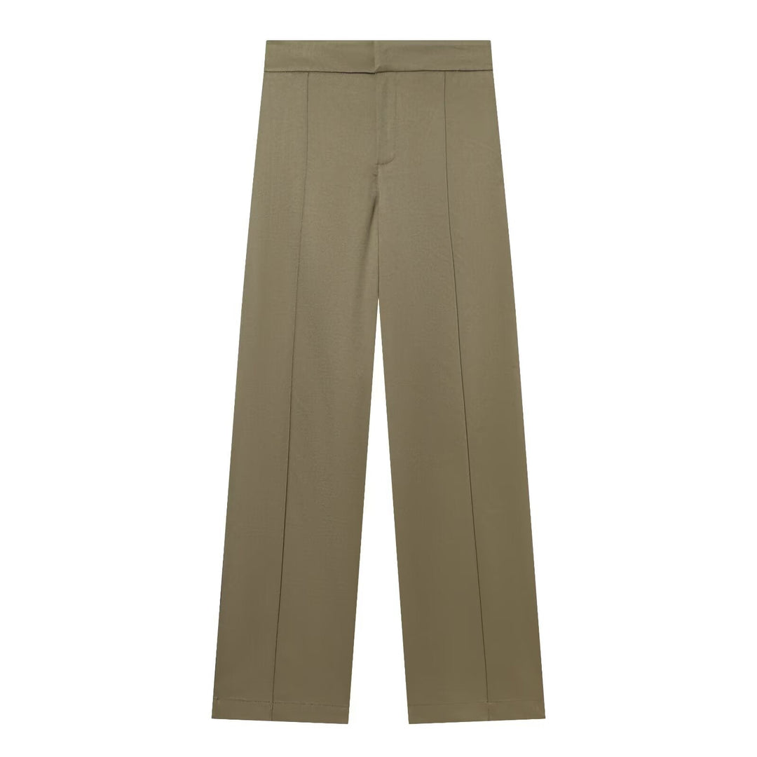 Dam Boxy Zip jacka gjord technical stretch med ståkrage