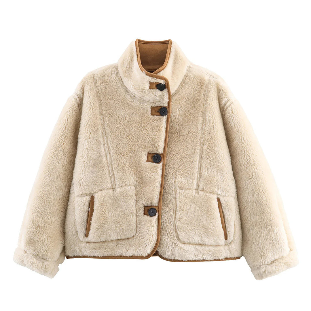 Dam kort lambskin-look jacka med ståkrage, mjuk teddy foder, och generous påsydda fickor