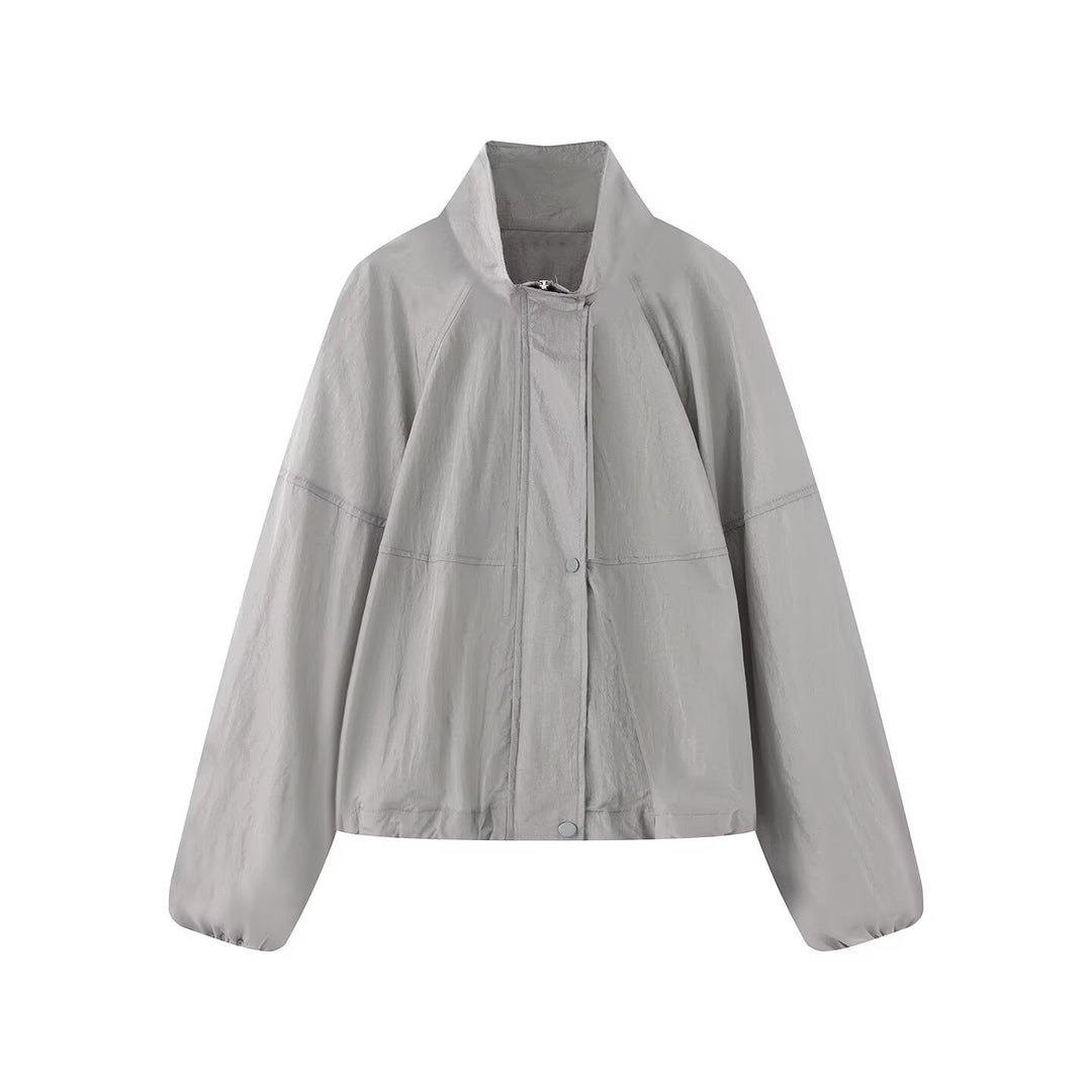 Dam Lätt Oversize Blouson Jacka Tillverkad av Nylon med Stå Krage, Drawstring och Tryckknapp Knapp Stängning