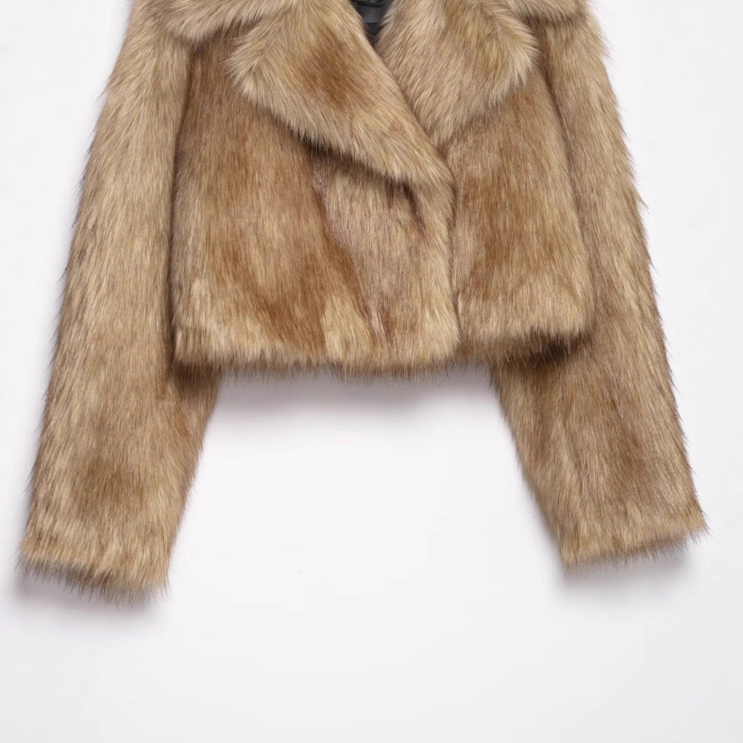 Dam kort oversize Faux Fur Bolero med vid Shawl krage