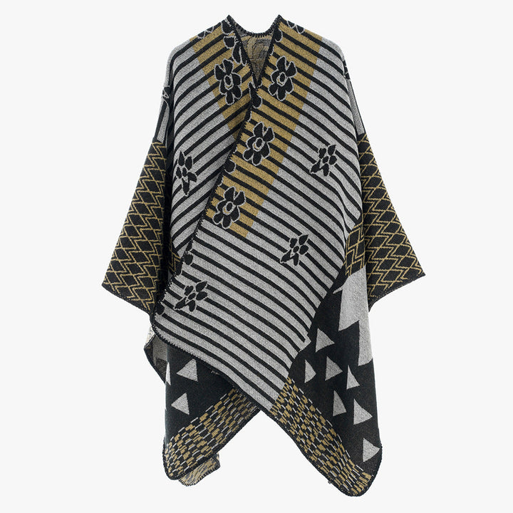 Dam Oversize Jacquard Ruana i Ethno Patchwork design