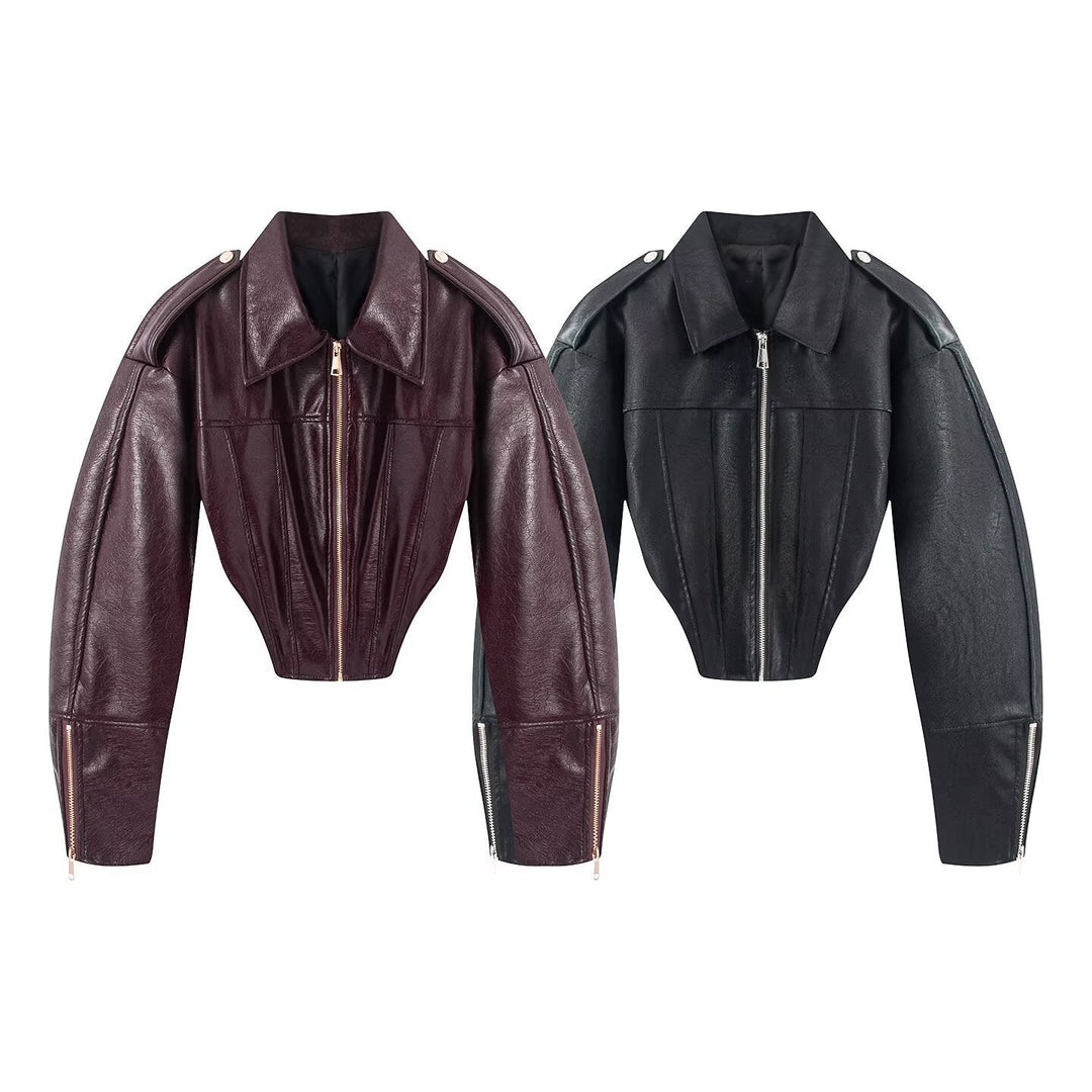 Dam Kort Jacka i Corset Stil Tillverkad av Leatherette med Emphasized Shoulder Area
