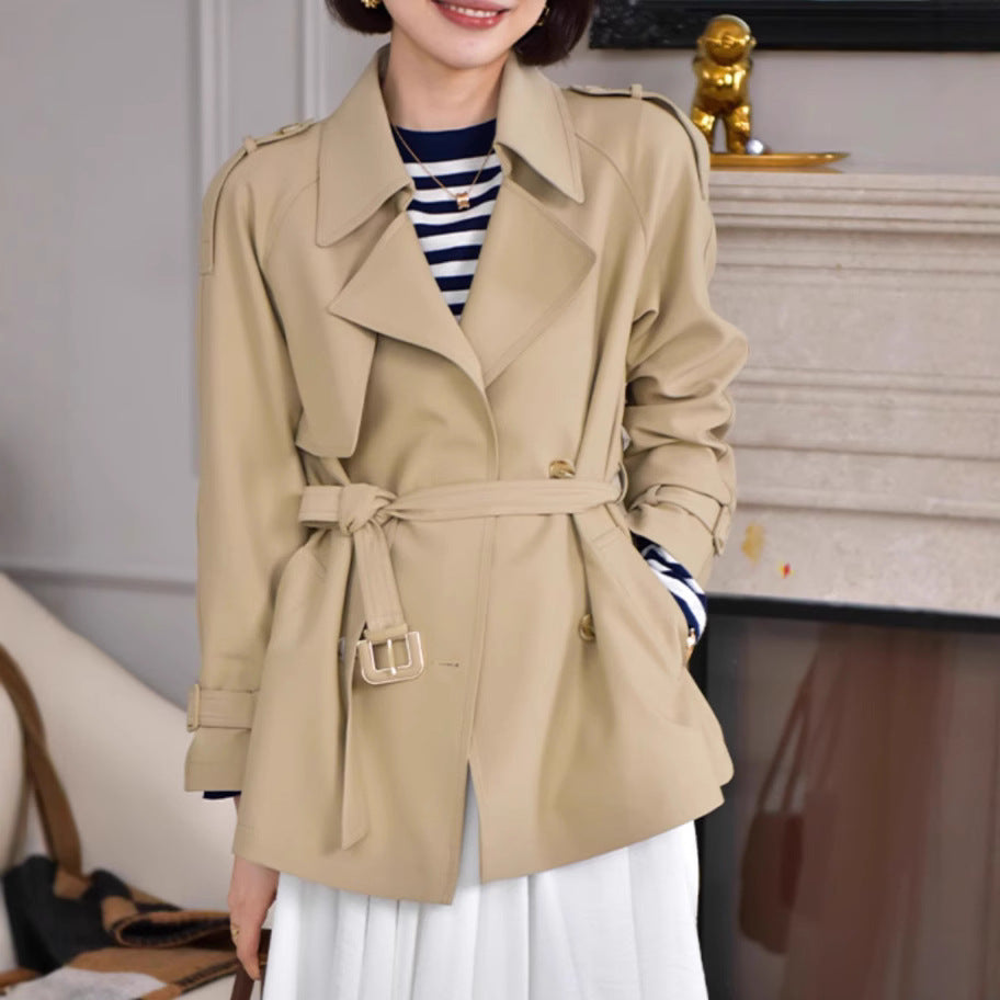 Dam modern trenchcoat med midjebälte