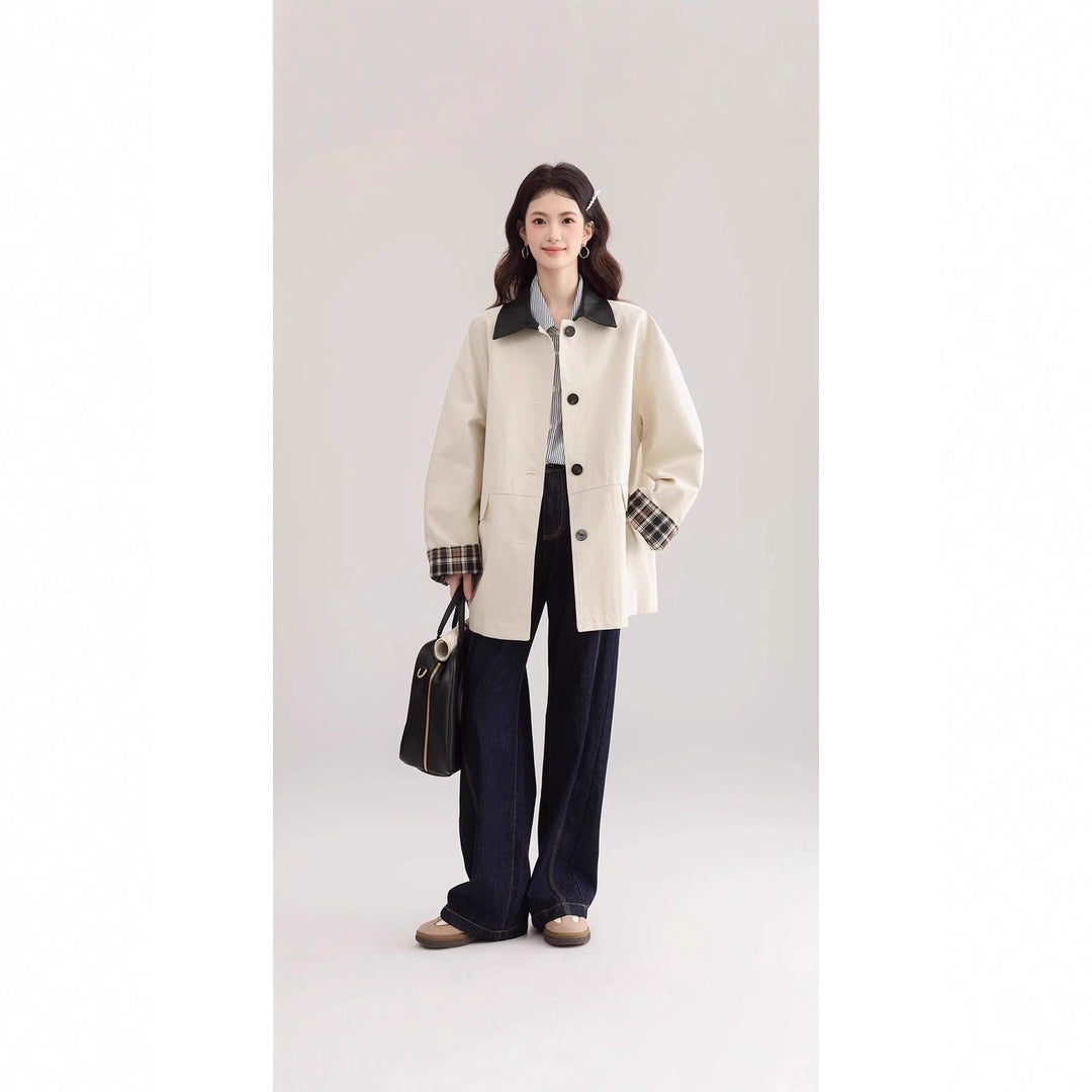 Dam oversize trenchcoat med kontrast krage och rutig foder
