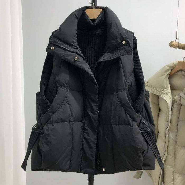 Dam Voluminous Sleeveless Down-look väst med bred ståkrage och Side Gathered Straps