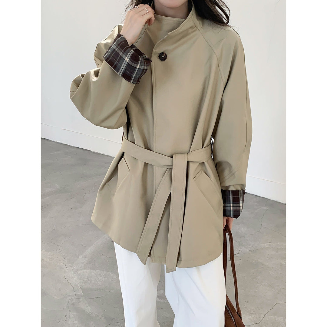 Dam oversize trenchcoat med midjebälte och Checked ärm mudd