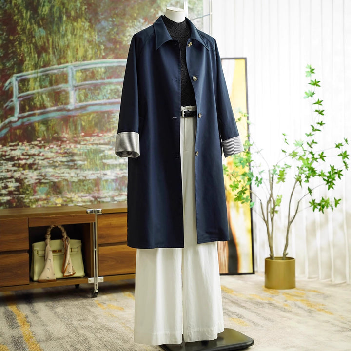 Dam elegant trenchcoat med kontrast detaljer