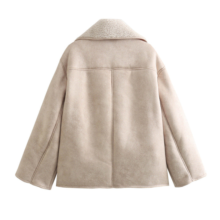 Dam kort lambskin imitation blouson med teddy foder, skjortkrage, och påsydda fickor